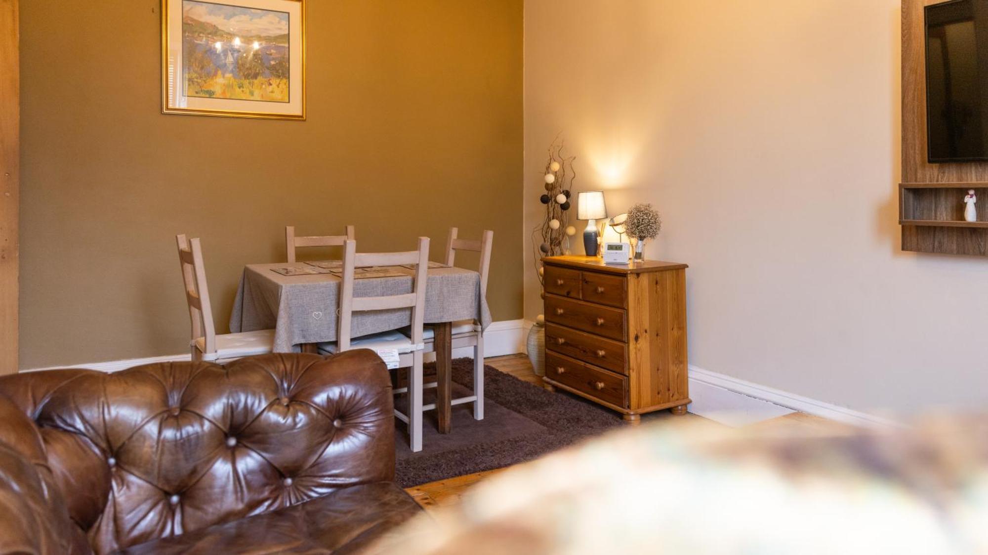 Apartment Bright 1 Bedroom Near Centre *